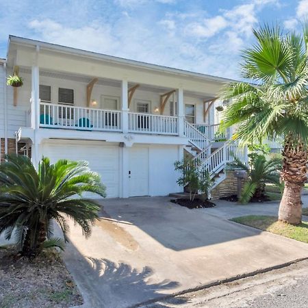Cozy Historic Galveston House-8 Min Walk To Beach! Exterior photo